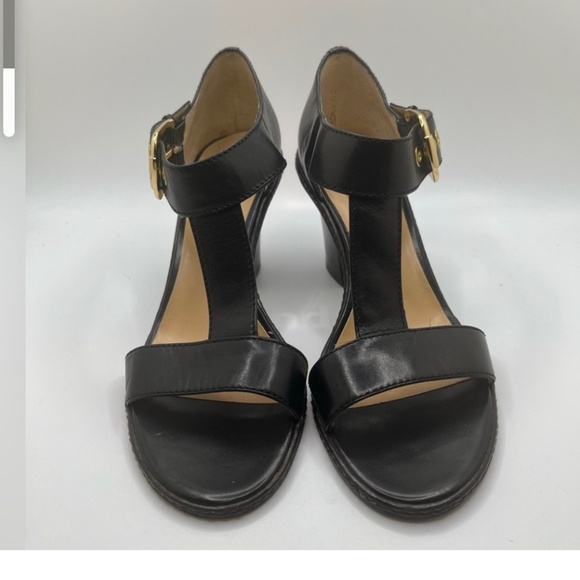 Circa Joan & David Women”s DIMORASHA Black Leather T- Strap Heels Size 7.5 - Picture 2 of 12